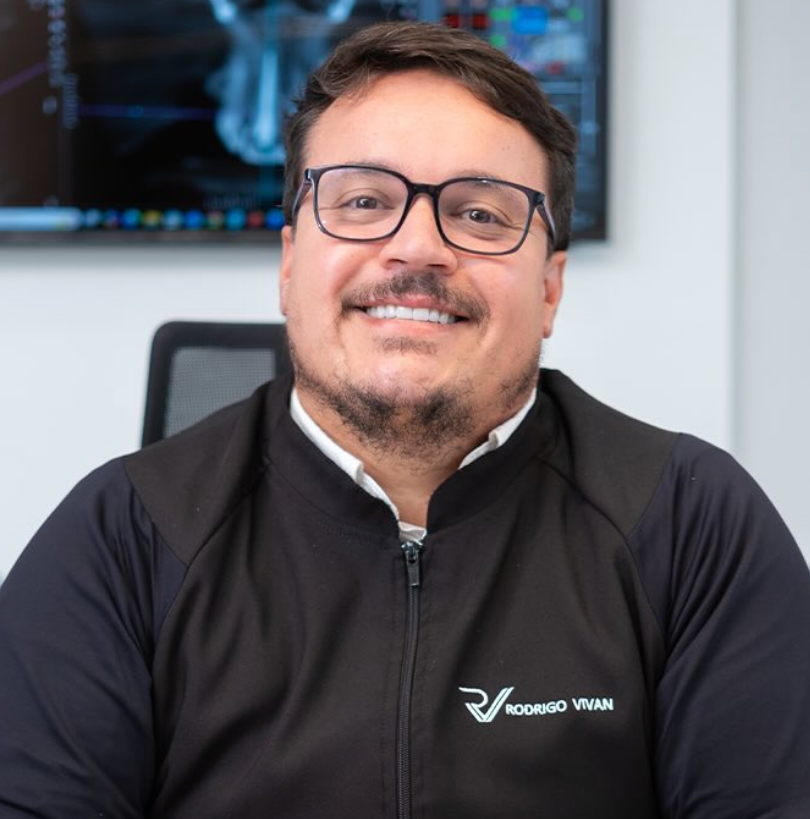 Dr. Rodrigo Vivan